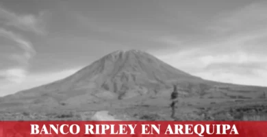 imágen del volcan misti en blanco y negro desenfocado con la palabra banco ripley, iconos de contacto y el logo de la web.